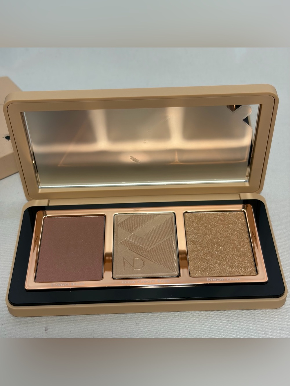 NIB NATASHA DENONA 
My Dream Cheek Trio - Cream Blush, Glow Cream Base and Glow